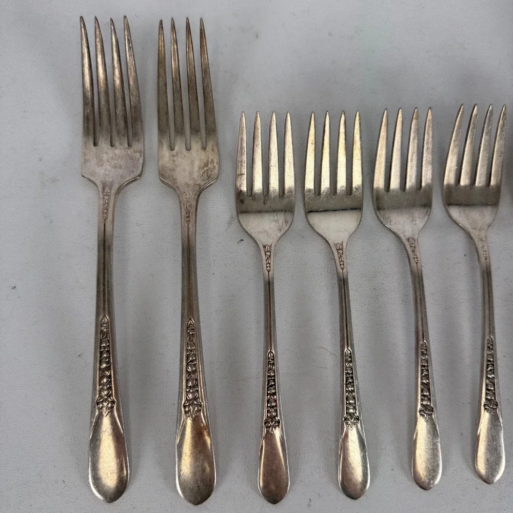 Vintage Priscilla Lady Ann Silverplate WM Rogers 1941 lot of 9 Flatware